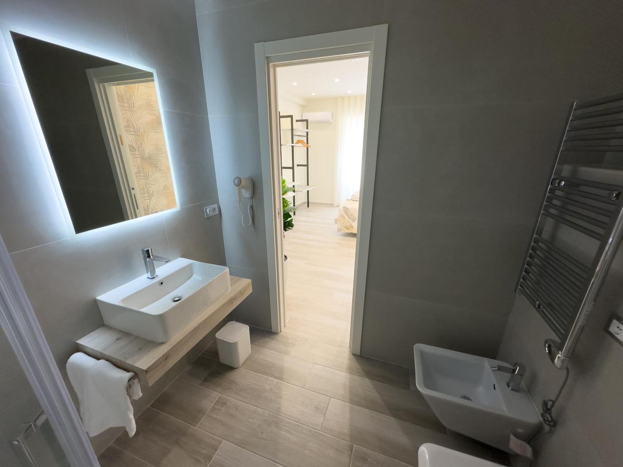 Al Civico3 Home & Suites Salerno Dış mekan fotoğraf