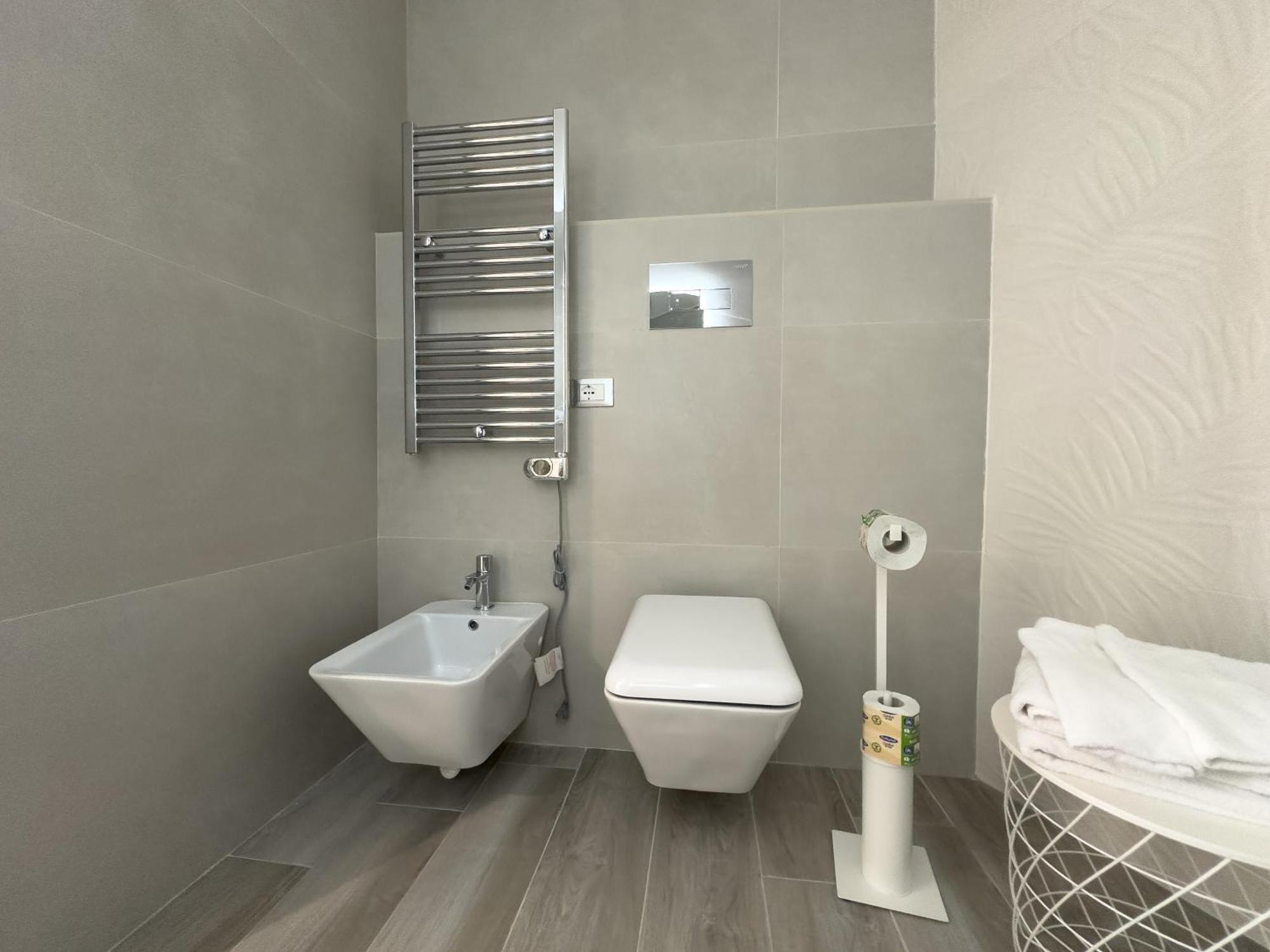 Al Civico3 Home & Suites Salerno Dış mekan fotoğraf